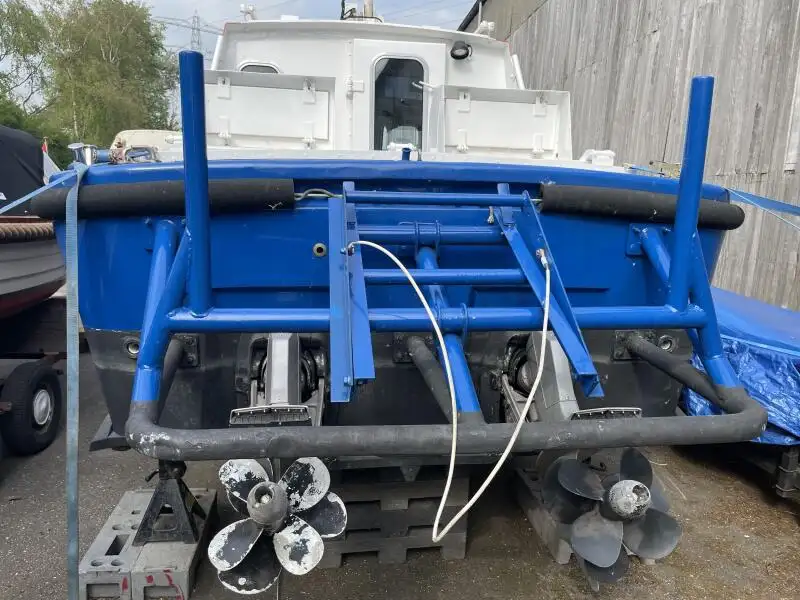 Patrullera en venta