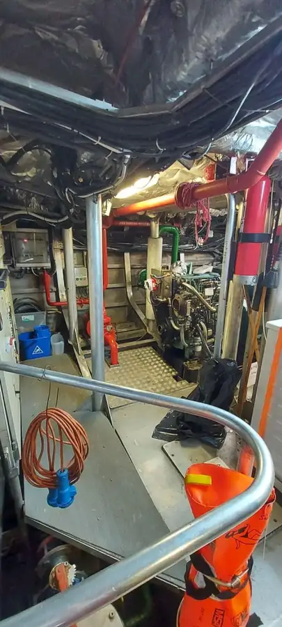 Lancha de tripulación en venta