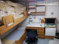 Buque de investigación en venta