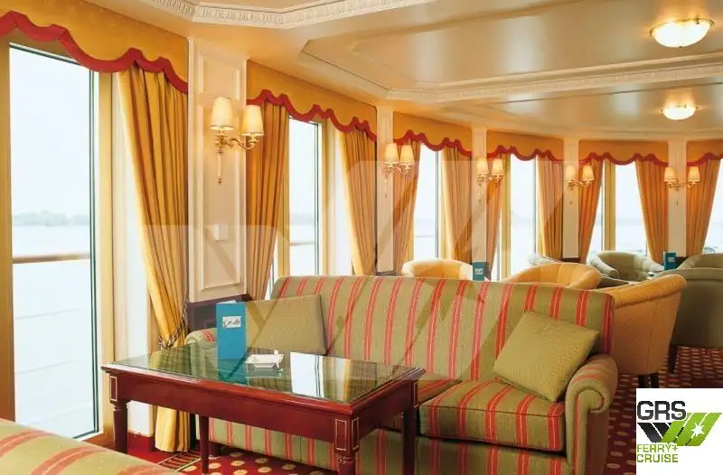 Buque de crucero en venta
