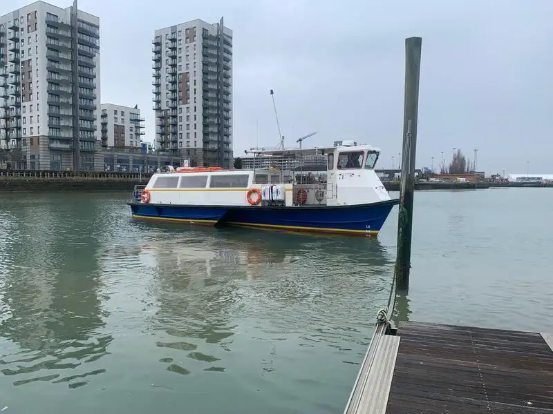 Buque de pasajeros en venta