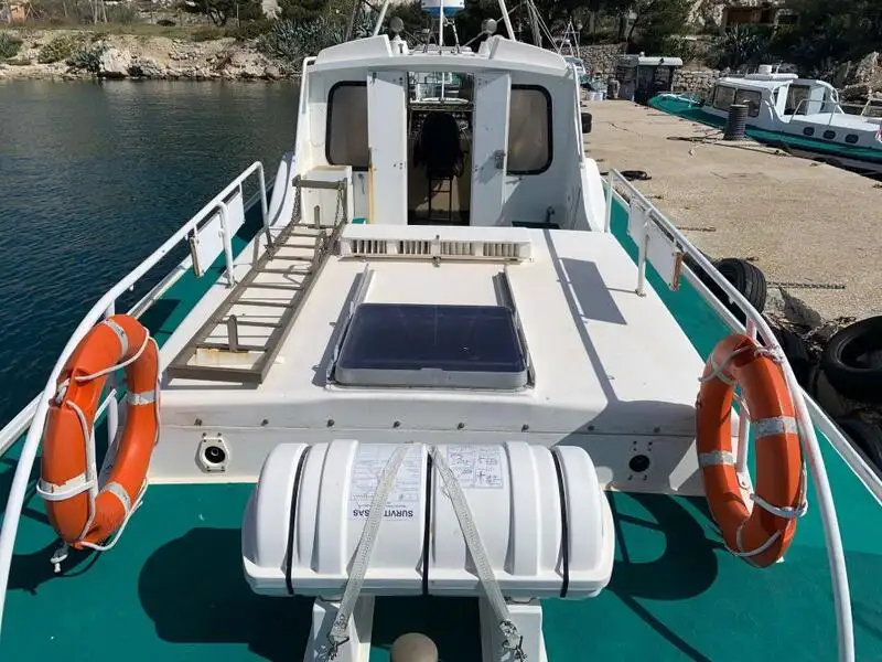 Lancha piloto en venta