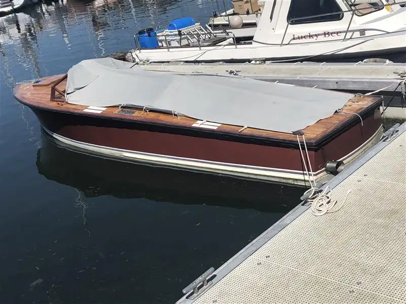 Buque de crucero en venta