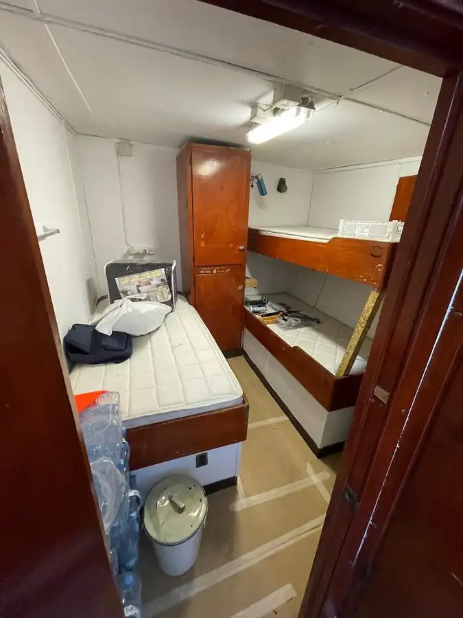 Buque portacontenedores en venta