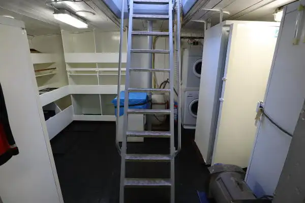 Buque de suministro rápido (FSV) en venta