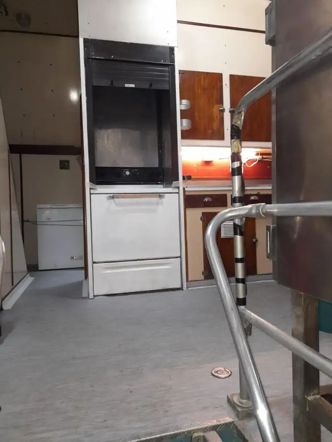Lancha de tripulación en venta