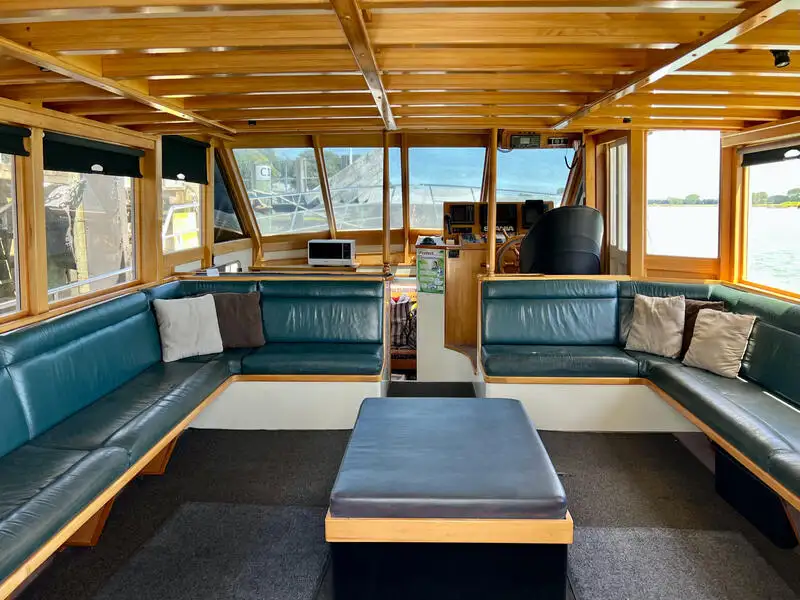 Buque de crucero en venta