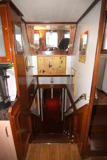 Buque de crucero en venta