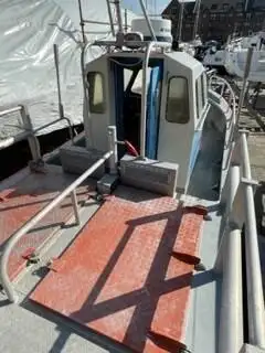 Buque transportador de GNL en venta