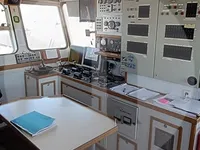 Buque grúa en venta
