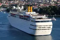 Buque de crucero en venta