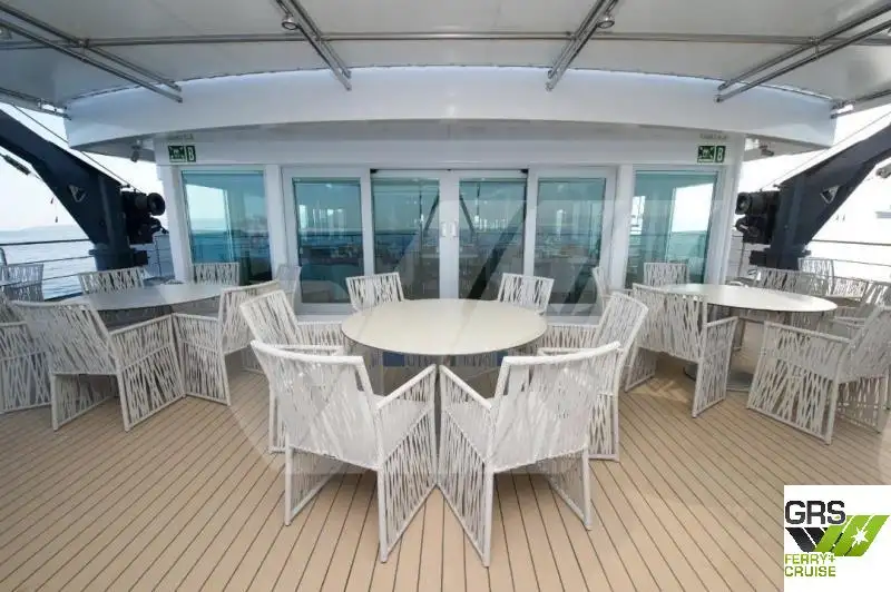 Buque de crucero en venta