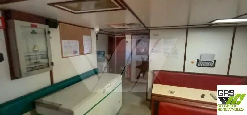 Buque de suministro en venta