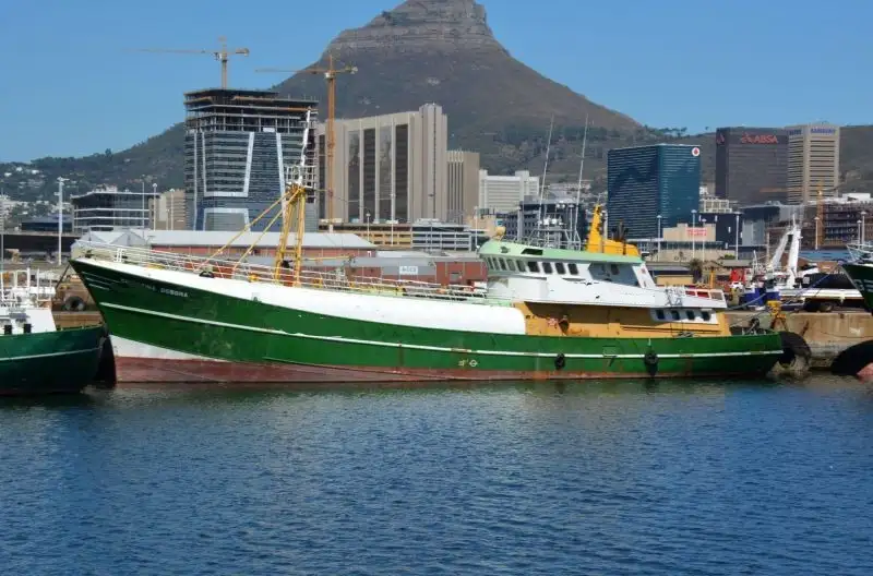 Buque de suministro rápido (FSV) en venta
