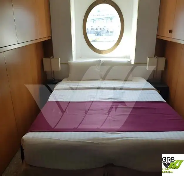 Buque de crucero en venta