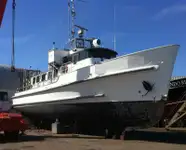 Patrullera en venta