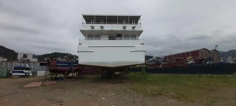 Buque de crucero en venta