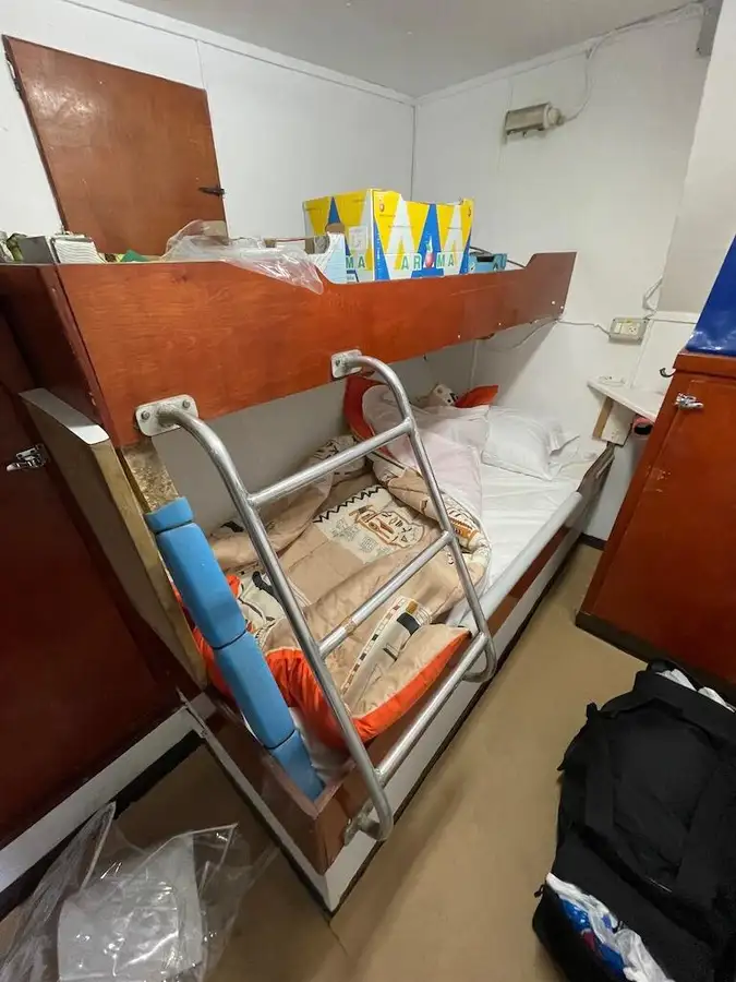 Buque portacontenedores en venta