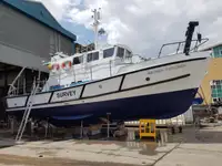 Buque portacontenedores en venta