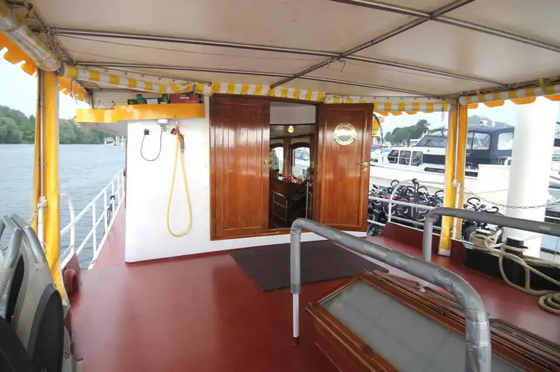 Buque de crucero en venta