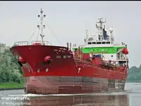 Oil/Chemical tanker en venta