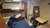 Buque de suministro en venta