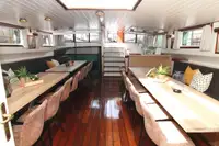 Hotel flotante en venta