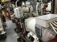 Buque de investigación en venta