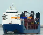 Buque portacontenedores en venta