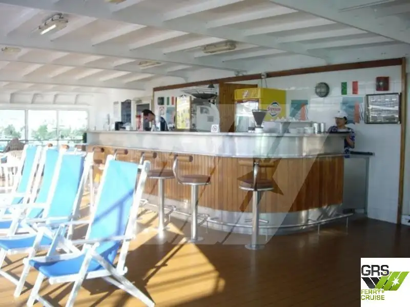 Buque de crucero en venta