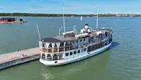 Buque de pasajeros en venta