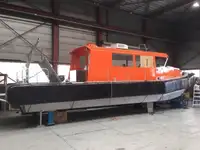 Buque de rescate en venta