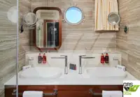 Buque de crucero en venta