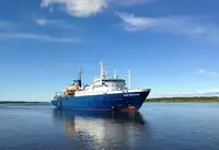 Buque de pasajeros en venta