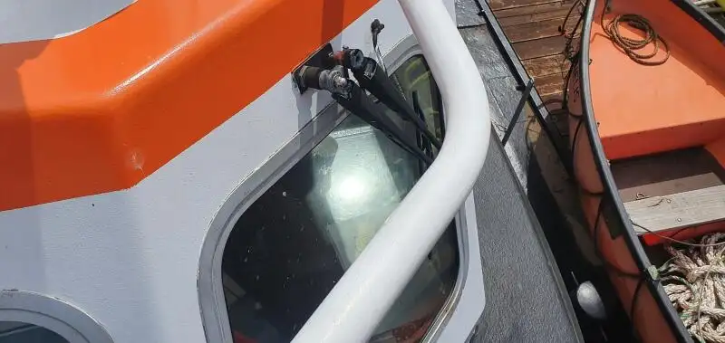 Patrullera en venta