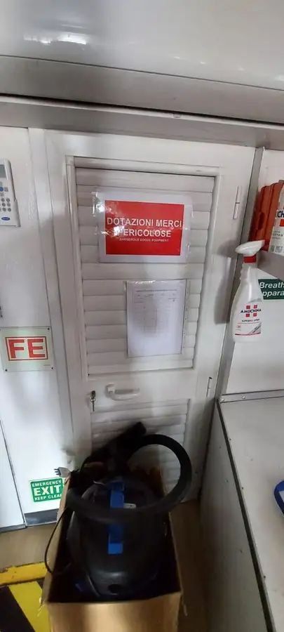 Lancha de tripulación en venta