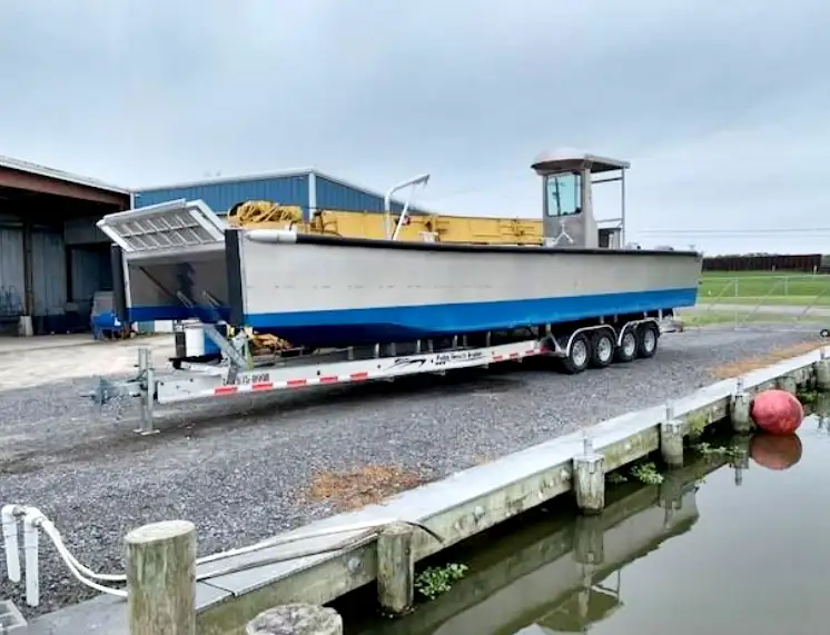 Buque de desembarco, tanque en venta