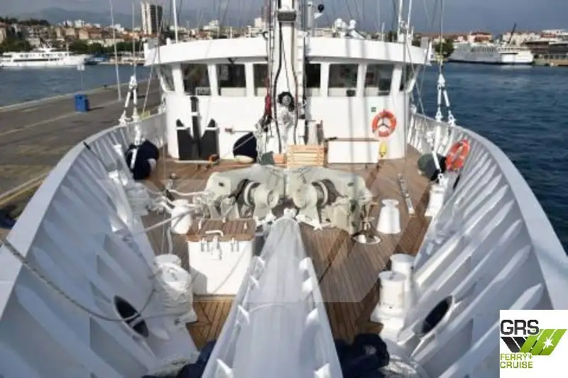 Buque de crucero en venta