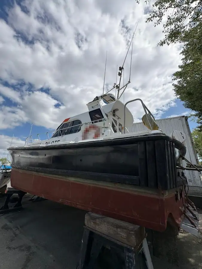 Lancha piloto en venta