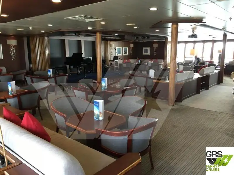 Buque de crucero en venta