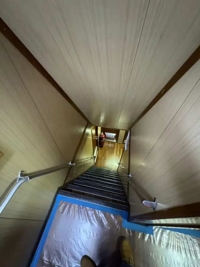 Buque portacontenedores en venta