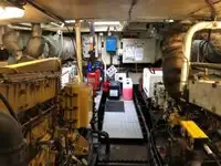 Barco de tripulación en venta