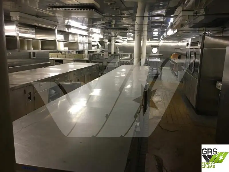 Buque de crucero en venta