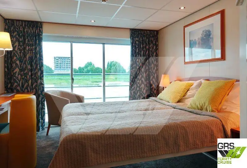 Buque de crucero en venta