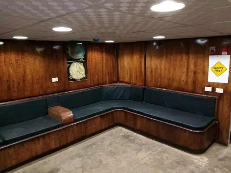 Buque de suministro en venta