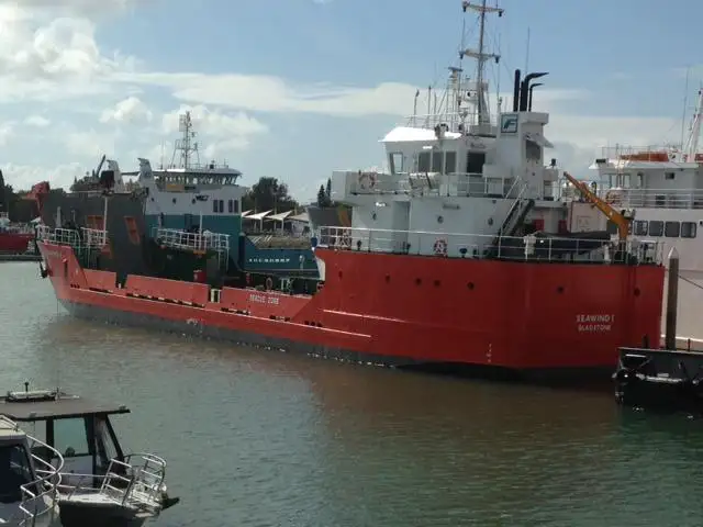 Buque de desembarco, tanque en venta