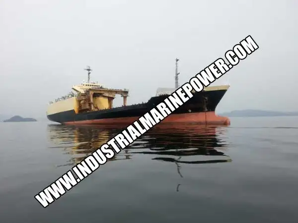 Buque portacontenedores en venta
