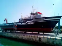 Barco de tripulación en venta
