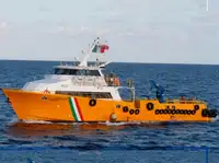 Barco de tripulación en venta