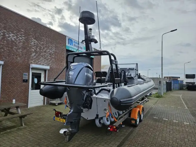 Bote inflable rígido en venta